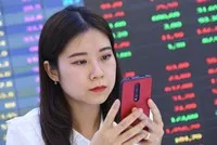 Giao dịch chứng khoán sáng 4/12: Thị trường rung lắc, nhiều mã vừa và nhỏ vẫn nóng