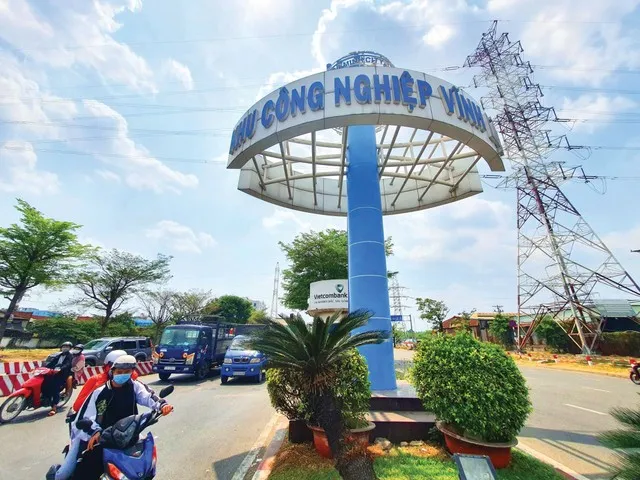 Khu công nghiệp Vĩnh Lộc đang chờ được mở rộng: Lê Toàn.