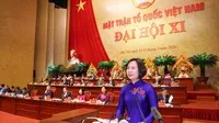 Bà Bùi Huyền Mai tham luận tại Đại hội.