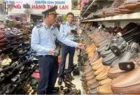Hà Nội xử lý hơn 2.200 vụ buôn lậu, hàng giả, gian lận thương mại trong tháng 7