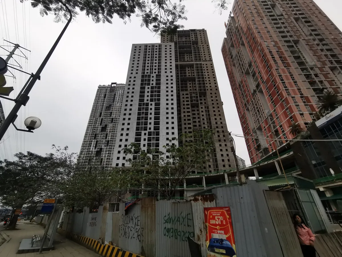 Dự án BID Residences thuộc Khu đô thị Văn Khê của BID Group triển khai, mua lại một phần của dự án Usilk City. Tuy nhiên, dự án hiện nay đang tạm dừng thi công
