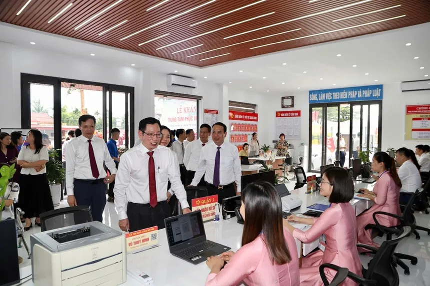 Việc đầu tư nâng cấp Trung tâm Phục vụ hành chính công cấp xã không đơn thuần là cải tạo cơ sở vật chất mà còn là giải pháp nâng cao năng lực điều hành, cải thiện chất lượng phục vụ người dân và doanh nghiệp.