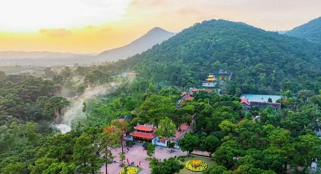 Di tích Côn Sơn - Kiếp Bạc