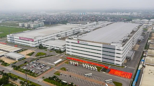 KCN Tràng Duệ đang được coi là cứ điểm của các nhà đầu tư Hàn Quốc tại Hải Phòng với hơn 10,65 tỷ USD vốn đầu tư, chủ yếu đến từ các dự án của Tập đoàn LG