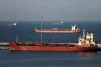 Hàn Quốc, Nhật Bản chịu tác động lớn nhất từ làn sóng bán tháo cổ phiếu toàn cầu do cú sốc năng lượng