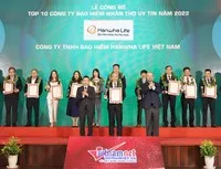 Hanwha Life Việt Nam đạt danh hiệu “Top 10 Công ty Bảo hiểm uy tín năm 2022”
