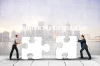 Hậu M&A, công ty chứng khoán không dễ “lấy nét”