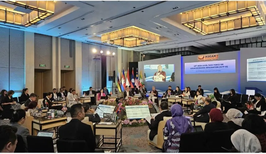 Sáng 26/2/2026, Hội nghị Nhóm Đặc trách cao cấp về hội nhập kinh tế ASEAN lần thứ 49 đã khai mạc tại Iloilo, Philippines. 