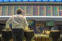 HSBC: Đà tăng của thị trường chứng khoán sẽ mờ nhạt trong năm nay