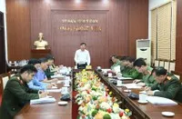 Phó Chủ tịch thường trực UBND tỉnh Hưng Yên Nguyễn Lê Huy phát biểu chỉ đạo tại cuộc họp.