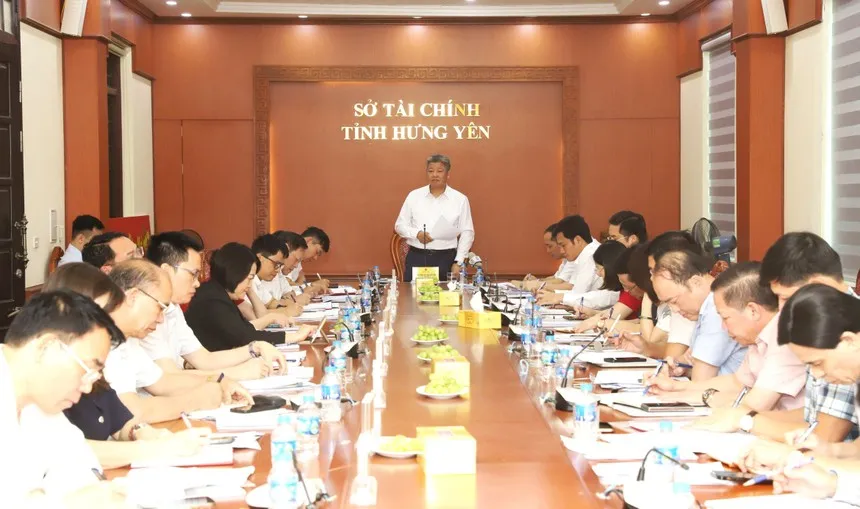 Lãnh đạo UBND tỉnh yêu cầu Sở Tài chính tiếp tục phát huy vai trò “tổng tham mưu trưởng” trong điều hành kinh tế - tài chính.
