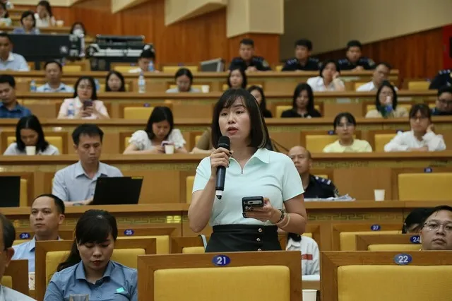 Đại diện doanh nghiệp xuất nhập khẩu phát biểu ý kiến