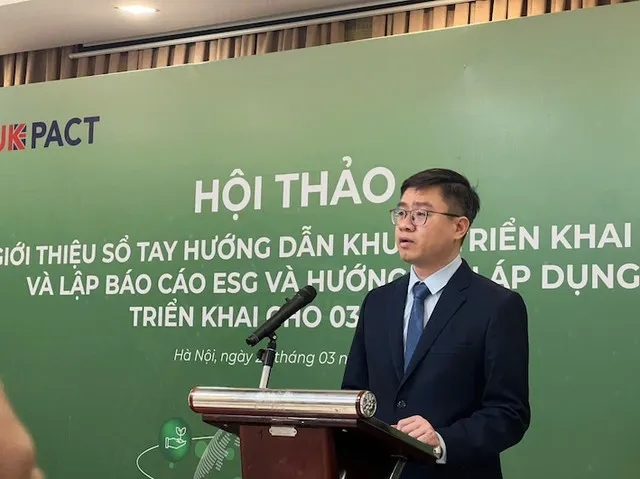 Ông Nguyễn Đức Trung, Phó cục trưởng Cục Phát triển doanh nghiệp tư nhân và Kinh tế tập thể (Bộ Tài chính) tại Hội thảo giới thiệu Sổ tay ESG.