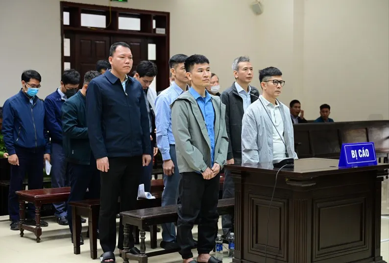 Ngoài các bị cáo bị đưa ra xét xử phúc thẩm, nhiều bị cáo khác được giảm án trong vụ Tập đoàn Thuận An, dù không kháng cáo hoặc đã rút kháng cáo.