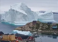 Quang cảnh thị trấn Kulusuk thuộc đảo Greenland, Đan Mạch. Ảnh: Getty Images/TTXVN
