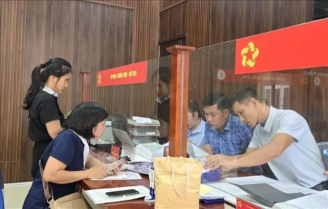 Thủ tướng Chính phủ yêu cầu triển khai các Nghị quyết cắt giảm, đơn giản hóa thủ tục hành chính, điều kiện kinh doanh.