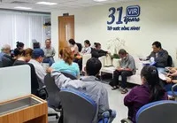 Gần 3 năm trước, hàng trăm trái chủ Vạn Thịnh Phát đã tới Văn phòng Báo Đầu tư tại TP.HCM (nay là Báo Tài chính - Đầu tư) kêu cứu, giờ đã nhận lại được tiền