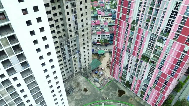 Dự án xây xong không được đưa vào sử dụng gây lãng phí rất lớn. Ảnh: Dũng Minh.