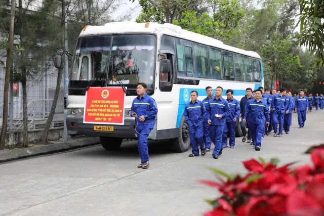 Tại khu vực bỏ phiếu số 18, đơn vị bầu cử số 7, khu phố Hà Tu 3, phường Hà Tu, có gần 1.500 cử tri của phường Hà Tu, trong đó hơn 60% là cán bộ, công nhân, lao động ngành Than.