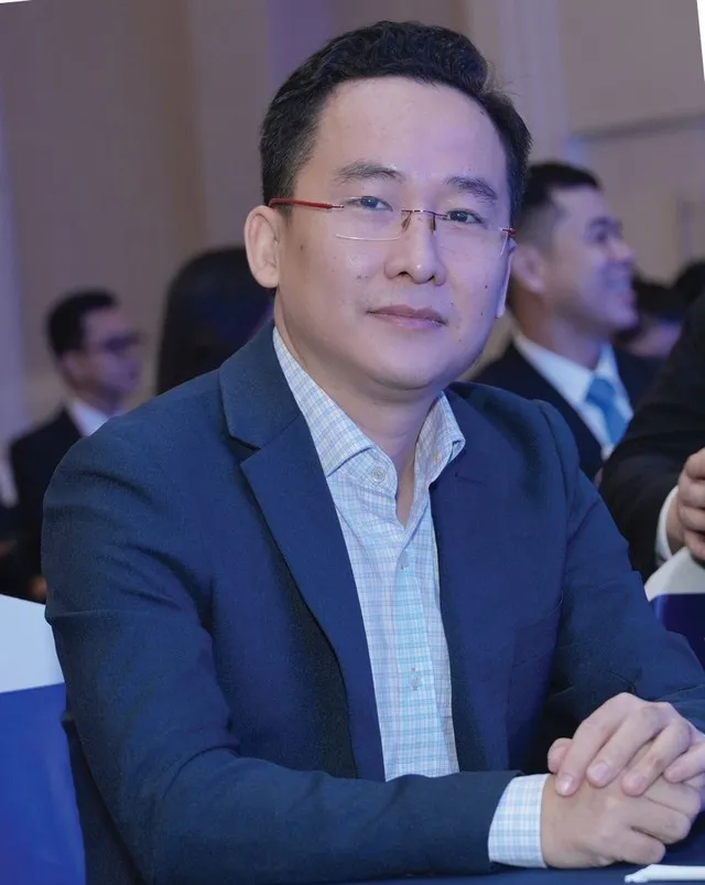 TS. Châu Đình Linh , Trường đại học Ngân hàng TP.HCM