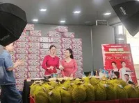 Phiên livestream bán hàng sẽ diễn ra đến 23h ngày 8/1 với lượng dự báo cả ngàn đơn.
