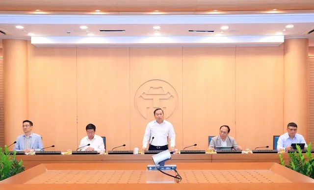 Chủ tịch UBND TP. Hà Nội Vũ Đại Thắng (giữa) chủ trì Hội nghị. Ảnh: Lê Hải