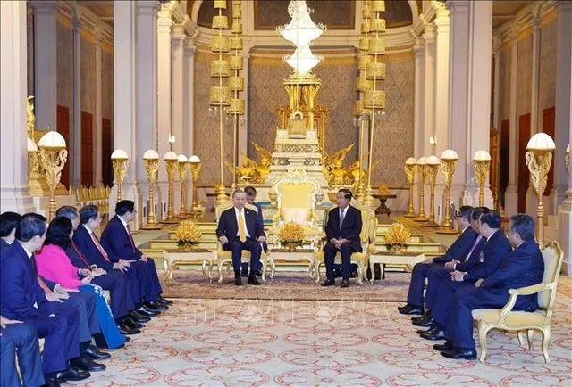Samdech Techo Hun Sen chủ trì Lễ đón chính thức Tổng Bí thư Tô Lâm thăm cấp Nhà nước tới Vương quốc Campuchia. Ảnh: Thống Nhất/TTXVN