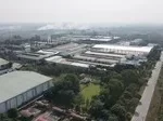 Các khu công nghiệp kiểu cũ khó bố trí nhà ở cho công nhân do thiếu quỹ đất, nếu có cũng không thể bổ sung hạng mục này vì không được quy hoạch từ trước. Ảnh: Dũng Minh.