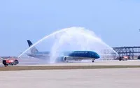 Chuyến bay chở khách đầu tiên do Vietnam Airlines khai thác hạ cánh tại Cảng hàng không quốc tế Long Thành vào ngày 19/12/2025.