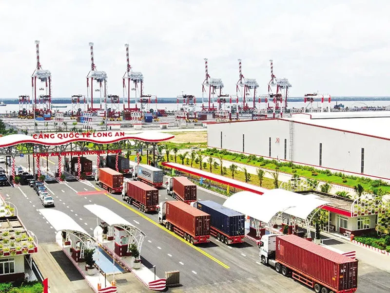 Lùi một để doanh nghiệp được hai 