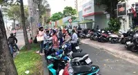 Trái chủ trái phiếu Quang Thuận, Bông Sen, Vạn Trường Phát… nộp đơn kêu cứu tại Công an TP.HCM.