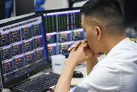 Mô hình thu hẹp biến động đang hình thành
