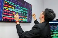 Một số ngân hàng mạnh tay chia cổ tức, đồng thời lên kế hoạch tăng vốn điều lệ