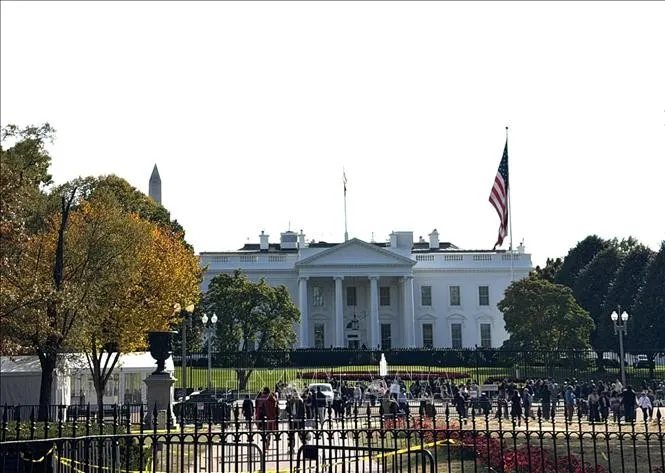 Nhà Trắng nhìn từ Công viên Lafayette ở thủ đô Washington D.C. Ảnh: Ngọc Quang/PV TTXVN tại Mỹ