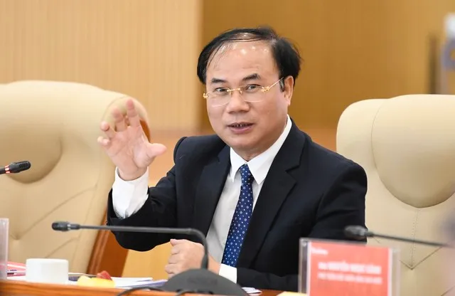 Thứ trưởng Bộ Xây dựng Nguyễn Văn Sinh.