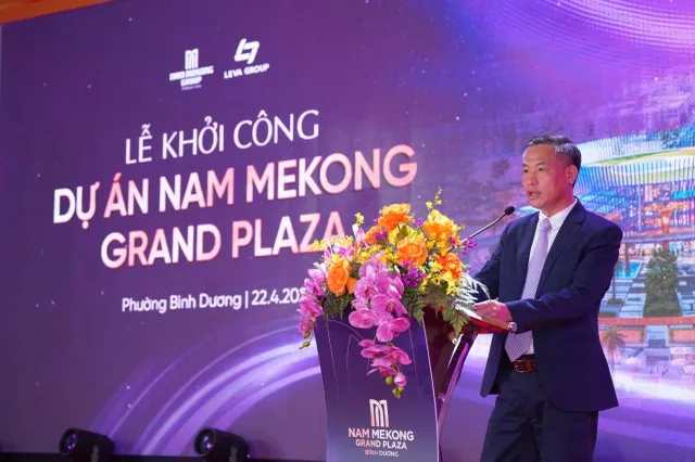 Ông Đặng Minh Huệ, Tổng giám đốc Tập đoàn Nam Mê Kông phát biểu tại buổi lễ