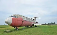 Tàu bay Boeing 727-200 của Hãng Royal Khmer Airlines (Campuchia) bỏ tại sân bay Nội Bài đã 18 năm