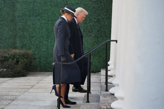 Ông Donald Trump và bà Melania Trump đã đến Nhà thờ