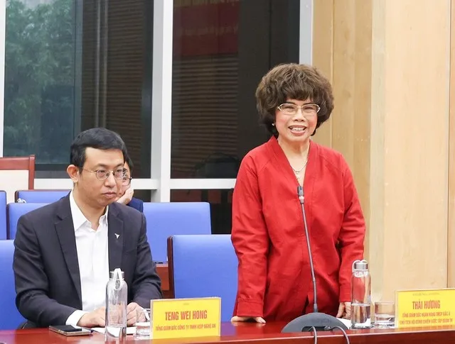 Đại diện Nhà đầu tư, doanh nghiệp lớn trong tỉnh phát biểu
