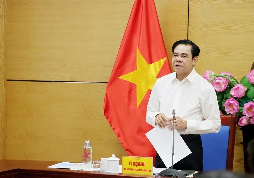 Chủ tịch UBND tỉnh Võ Trọng Hải phát biểu.