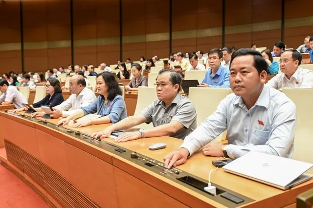 96,44% số đại biểu Quốc hội có mặt đã bấm nút thông qua Nghị quyết của Quốc hội thí điểm một số cơ chế, chính sách đặc thù phát triển nhà ở xã hội chiều 29/5