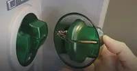 Nghi vấn kẻ gian đặt thiết bị skimming tại ATM rút tiền khách hàng