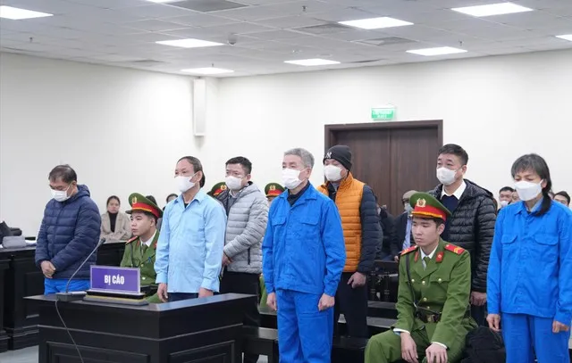 Có 8 bị cáo bị đưa ra xét xử trong phiên tòa sơ thẩm, trong đó bị cáo Tô Mỹ Ngọc xin xét xử vắng mặt.
