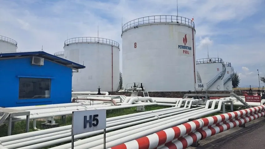 4 tháng đầu năm nay, chi nhập khẩu xăng dầu tăng 105% so với cùng kỳ, đạt 4,54 tỷ USD.