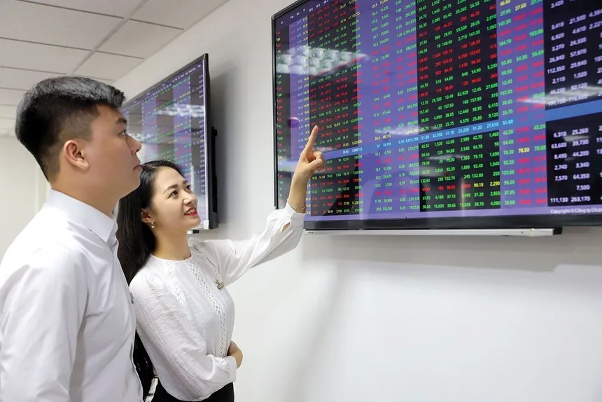 Nhiều công ty chứng khoán điều chỉnh lãi suất margin lên tới 14%/năm
