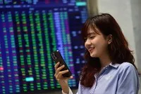 Nhóm chứng khoán và ngân hàng trở lại, bất động sản sẵn sàng cho chu kỳ mới