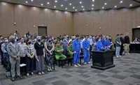 Các bị cáo bị đưa ra xét xử tại phiên tòa sơ thẩm