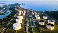 Nhà máy lọc dầu Dung Quất và Nghi Sơn đang vận hành bình thường, bảo đảm nguồn cung xăng dầu cho các thương nhân đầu mối theo hợp đồng đã ký đến hết tháng 3/2026.