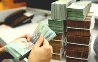 Phát hành trái phiếu mới đóng băng tháng 10, lập kỷ lục mua lại gần 150.000 tỷ đồng giá trị trái phiếu trước hạn