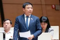 Phó thủ tướng Nguyễn Văn Thắng phát biểu tại hội trường.